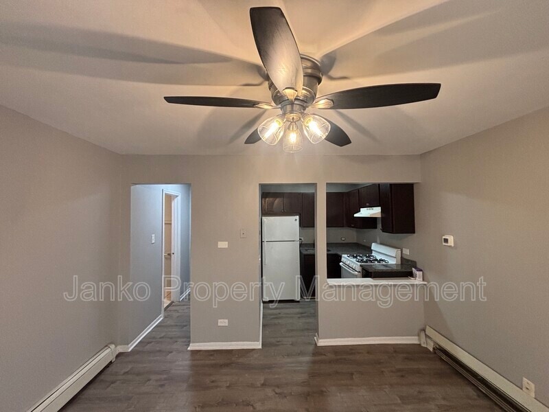 Photo - 3343 Commercial Ave Unidad 6