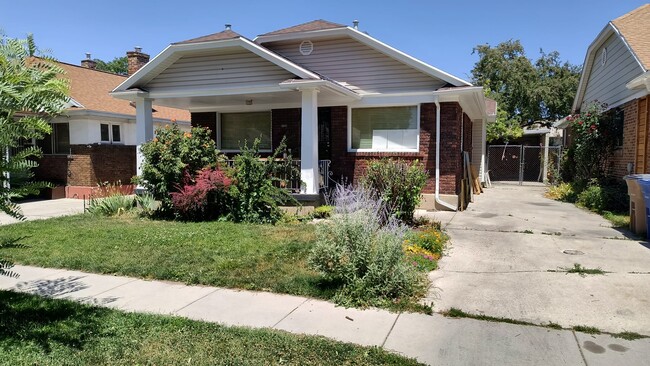Photo - 263 Wilson Ave S Casa