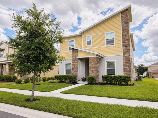 Building Photo - 2165 Sweet Honey Ln