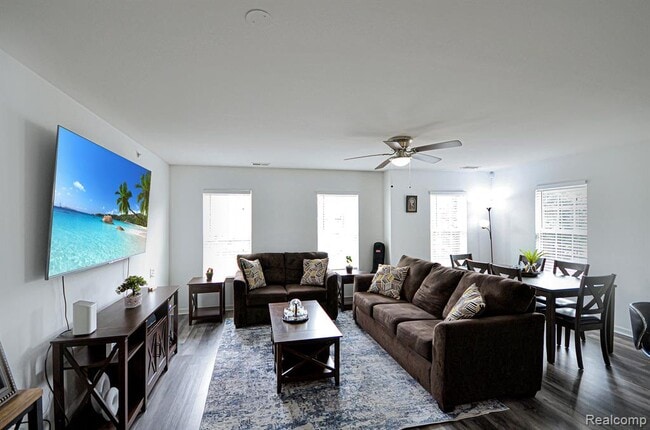 Photo - 8425 Williamstown Dr