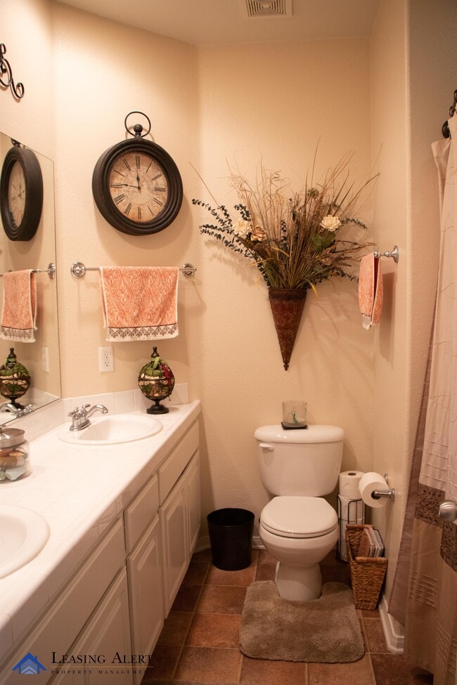 Photo - 6221 W Ave J-11