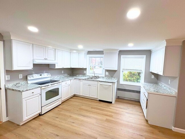 Photo - 11 Monadnock St