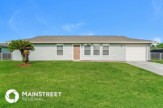 Building Photo - 2504 NE 23rd Pl Rental