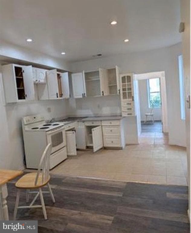 Photo - 5231 Greenway Ave