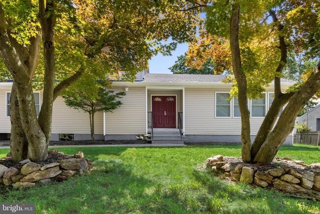 55 Shawnee Ave