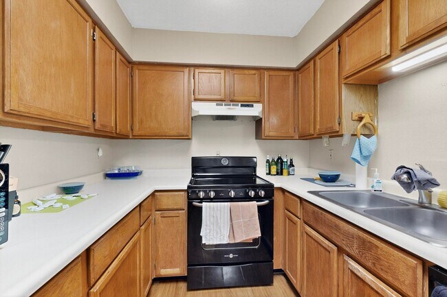 Photo - NE 2 Bedroom 2 Bath with Garage