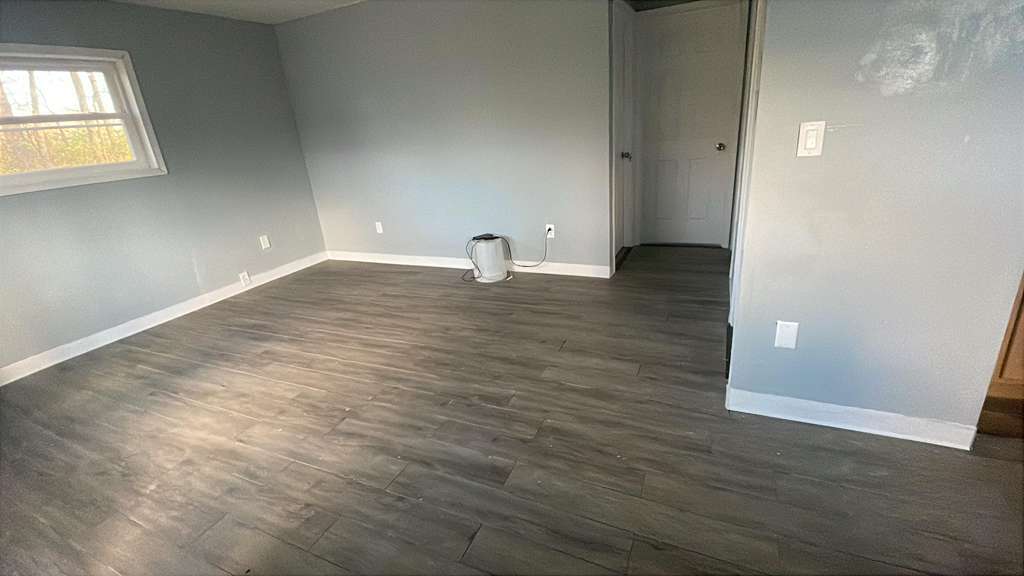 Photo - 1107 N State St