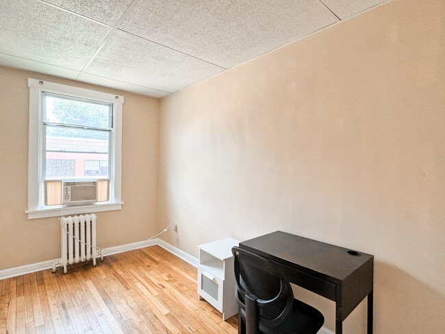 Photo - 2326 Murray Ave