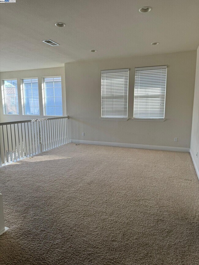 Photo - 220 N Lafayette St