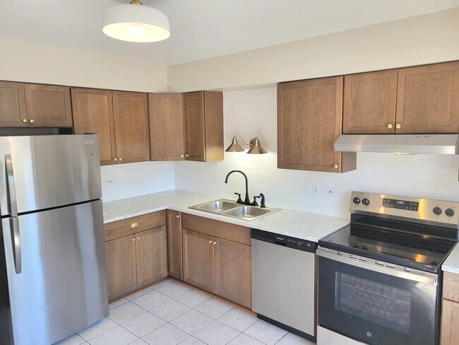 Photo - 1257 Harding Ave Unit A2