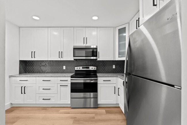 Building Photo - 3783 Carambola Cir N Rental