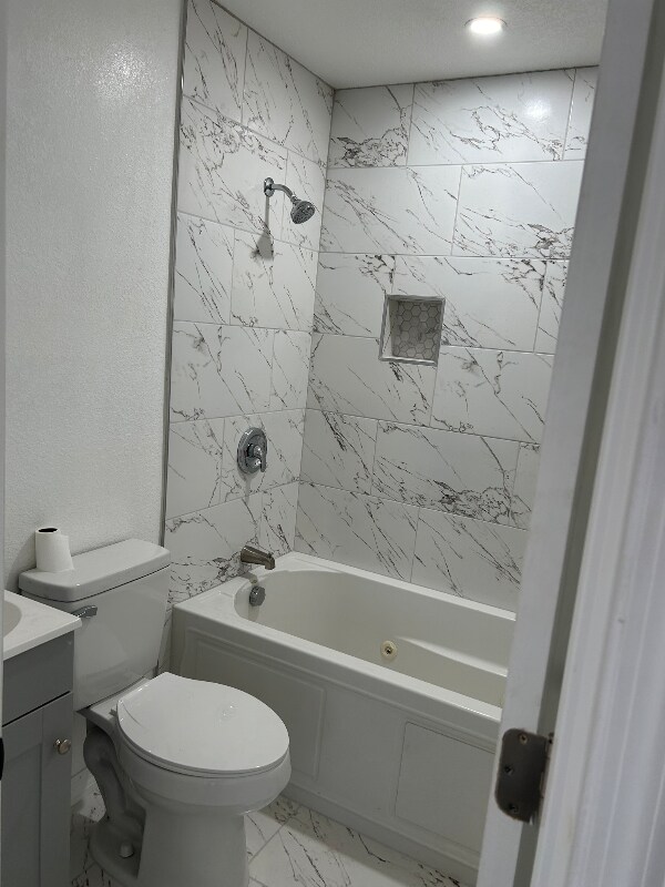 Photo - 648 59th St S