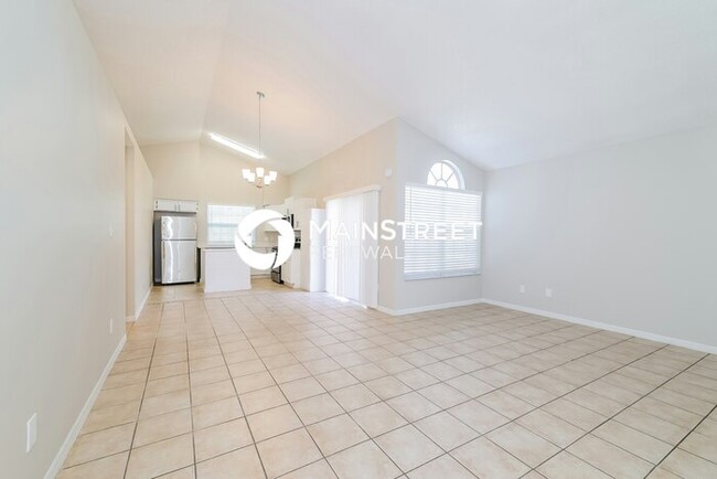 Photo - 3 Bedroom Pet-Friendly Home in KISSIMMEE, FL with Main Street Renewal