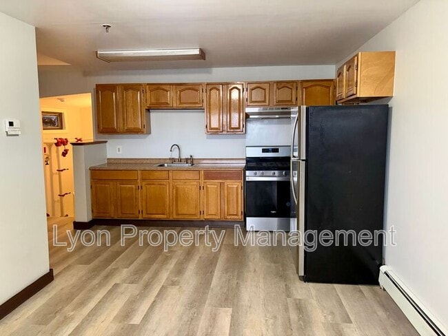 Building Photo - 50 Hedley Ave Unit 7