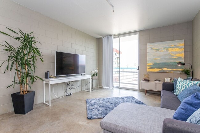 Photo - One North Fifth Apartments