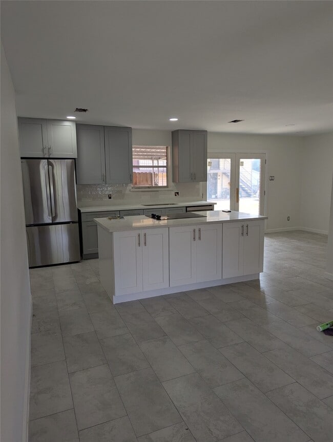 Building Photo - 1311 21st St Rental