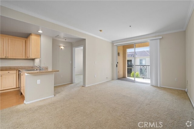 Building Photo - 2440 Watermarke Pl Rental