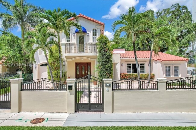 Photo - 244 SW 28th Rd