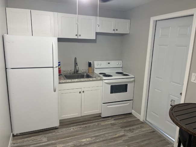 Photo - 2640 NE Indian River Dr Unit 4