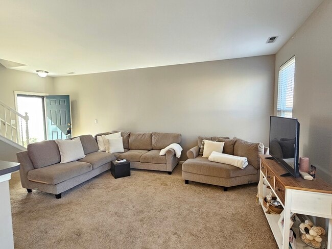 Photo - 4012 Blackstone Dr