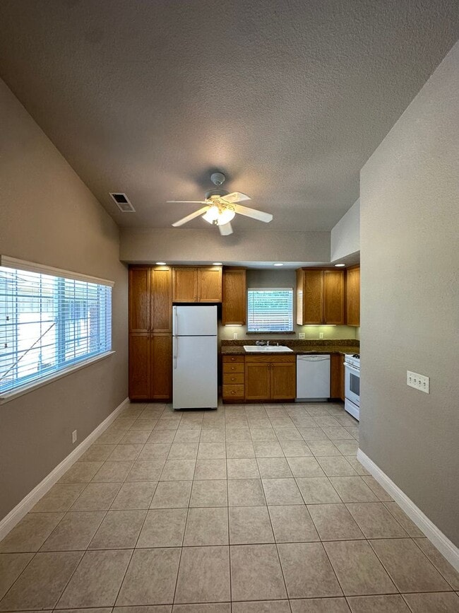 Photo - Charming 2 bed 1 bath home with modern amenities in prime downtown location!