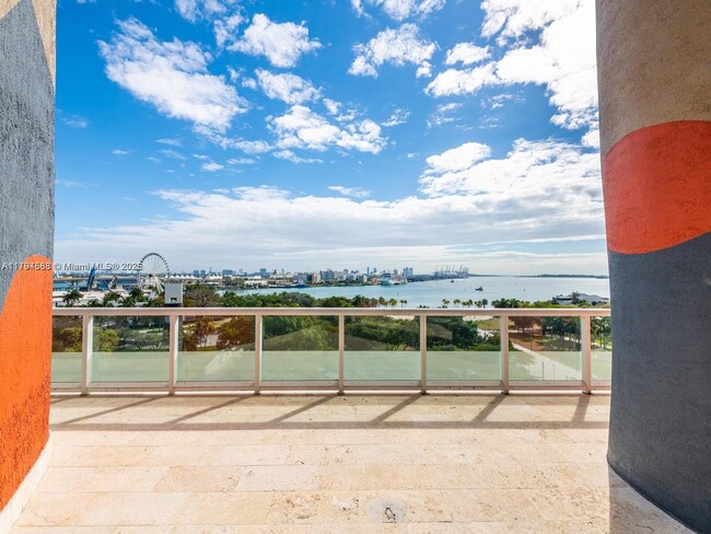Photo - 50 Biscayne Blvd Condo Unit 911