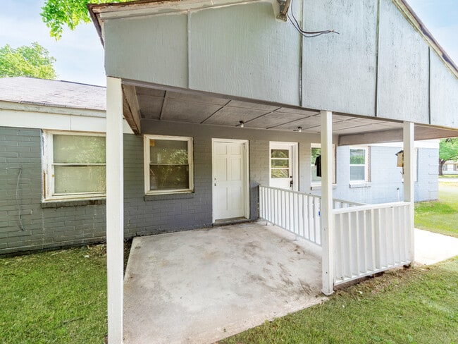 Charming Duplex - Charming Duplex Condo Unit 1
