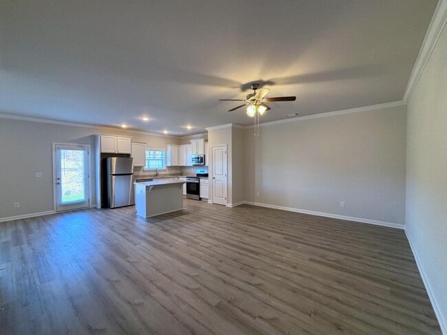 Photo - 128 Chase Xing Townhome