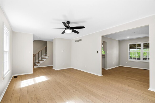 Photo - 7375 Freestate Dr