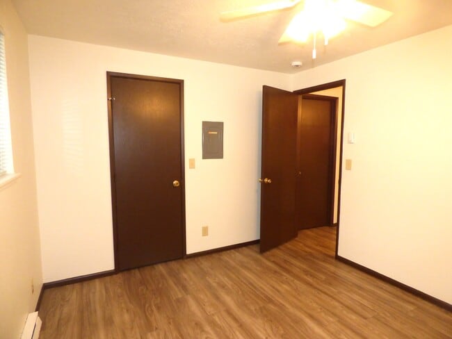 Photo - Anita Manor Apartments