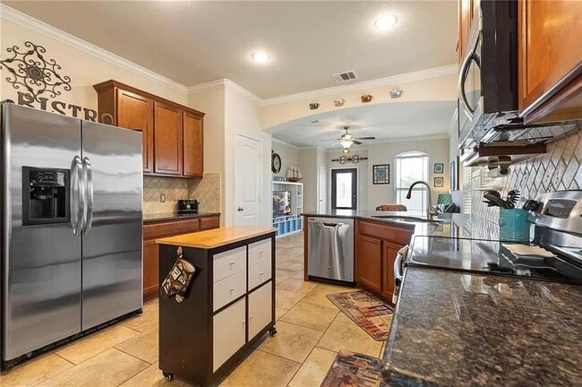 Photo - 156 Golden Eagle