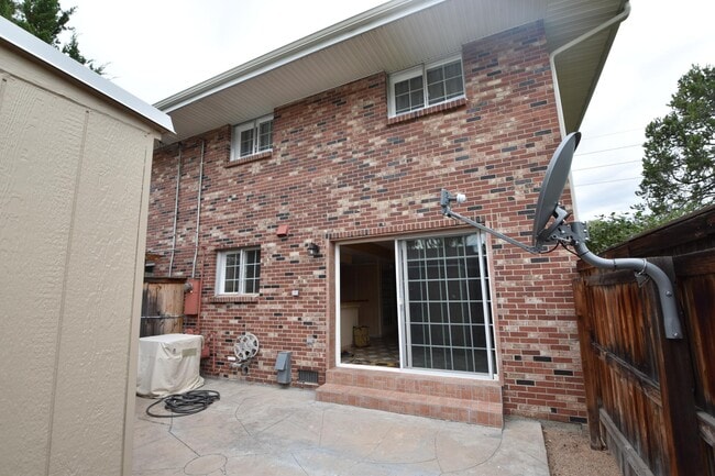 Building Photo - 3902 S Yosemite St Rental