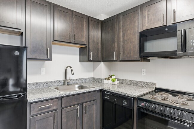 Studio - 562SF - Kitchen