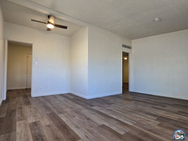 Photo - 1465 Hamilton Ave