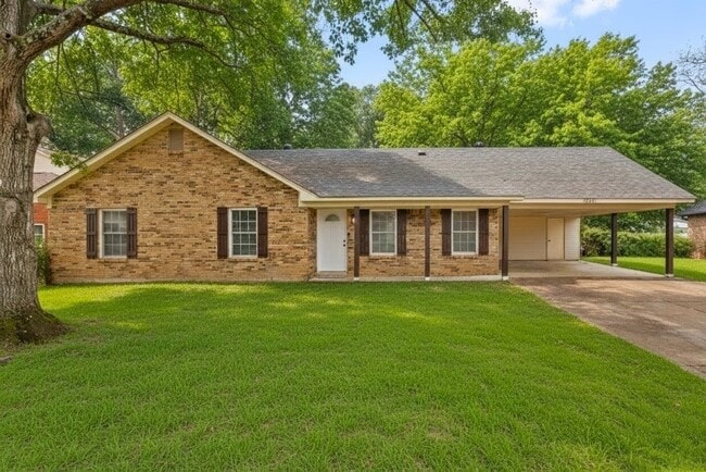 Photo - 6864 Aspenhill Dr