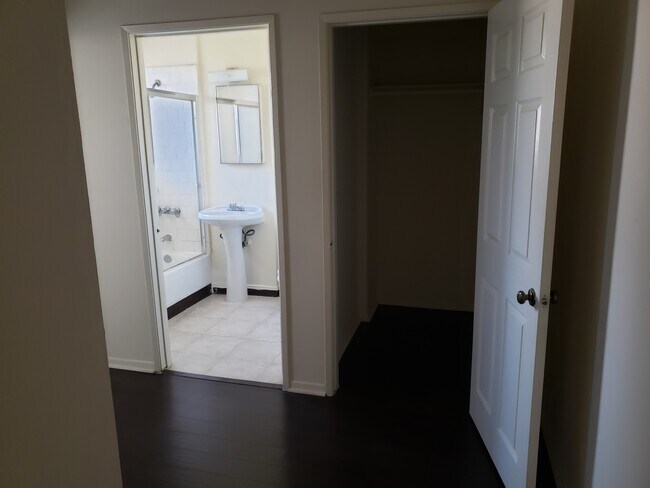 432 S. New Hampshire
