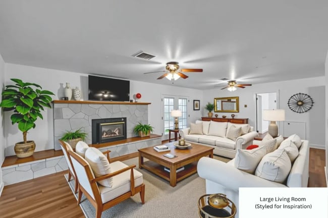 Photo - 726 N Valley View Dr