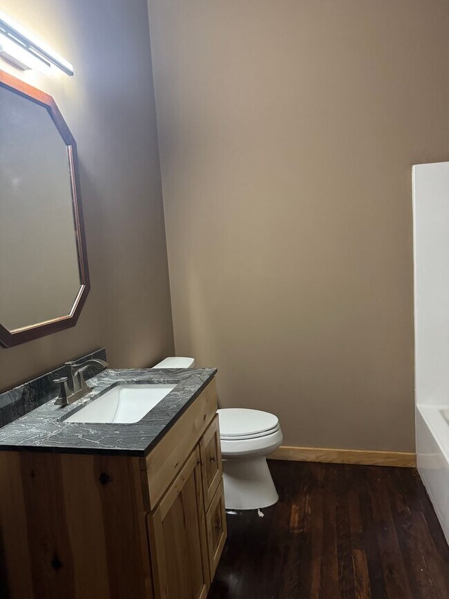 70 Webster St Unit 303