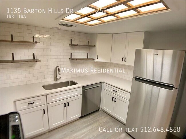 Photo - 1135 Barton Hills Dr Unidad 252