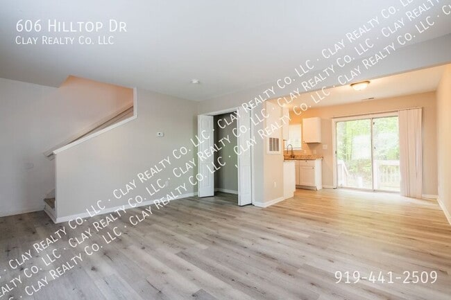 Photo - 606 Hilltop Dr