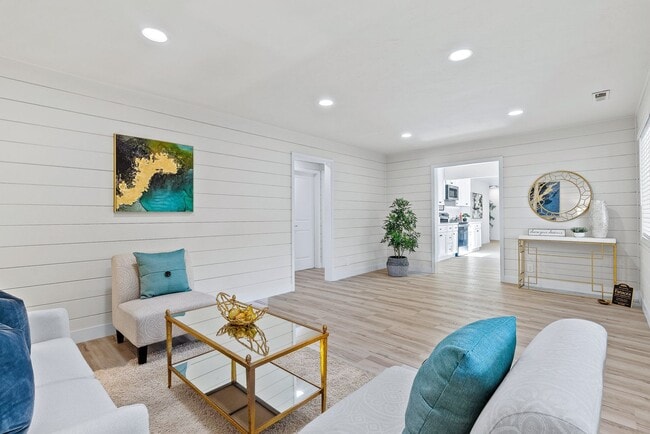 Photo - Beautiful Home | Completely Remodeled | Pr...