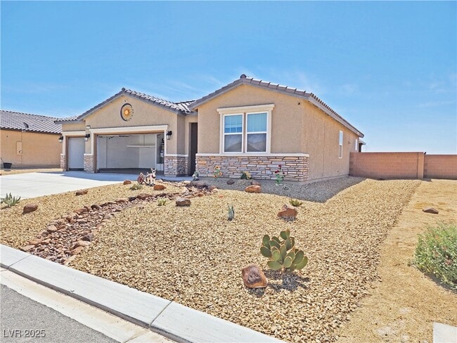 Photo - 3575 E Wallowa Dr House