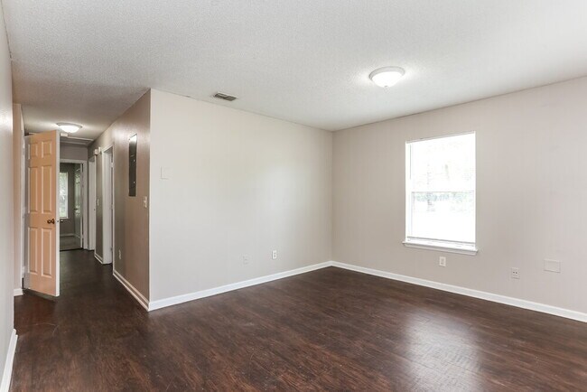 Photo - 2268 W 44th St