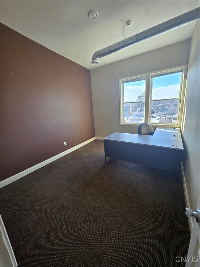 Photo - 807-13 N Salina St