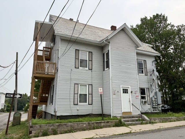 Building Photo - 48 Mt Pleasant Ave Unit 2nd