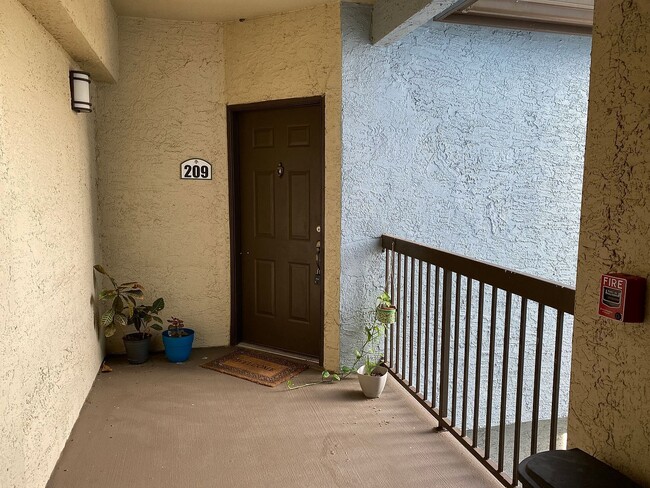 Photo - 8517 Island Breeze Ln Unit 209