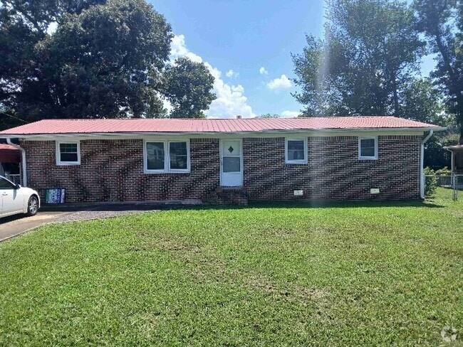 Building Photo - 106 Franklin Dr S Rental