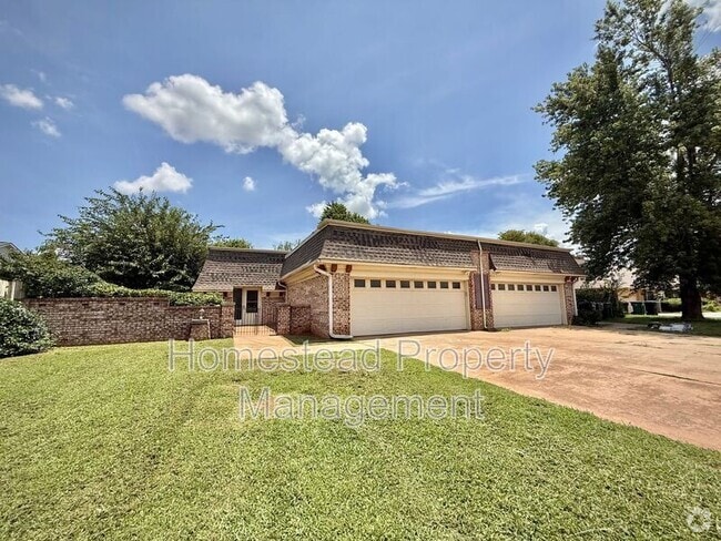 Building Photo - 12308 Green Valley Dr Rental