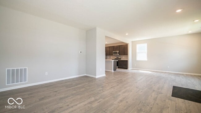 2564 Plano Dr