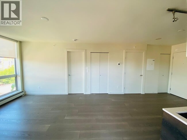 Photo - 189 Keefer St Unit 706